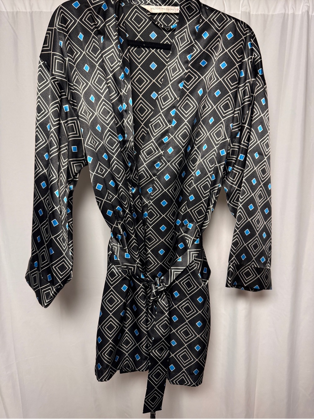 Victoria's Secret Short Satin Robe Womens One Size Fits Most Diamond Black Blue